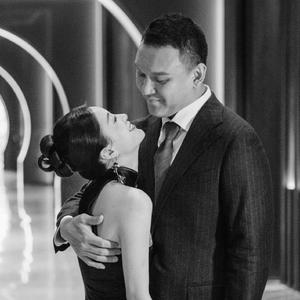 亚洲肏穴高潮喷水乱伦视频
